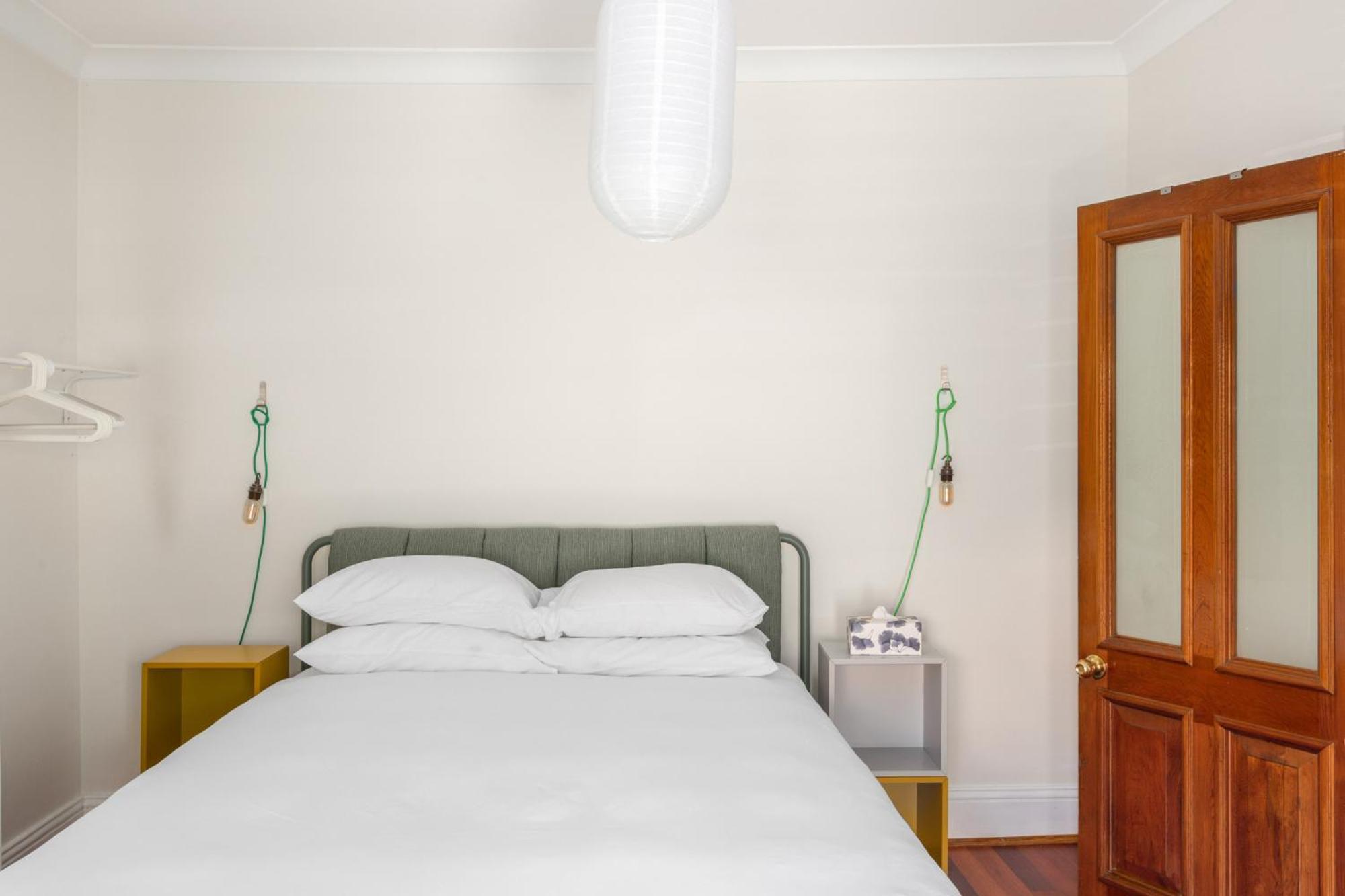 Stylish 2-bed In Trendy Erskineville Holiday home Sydney